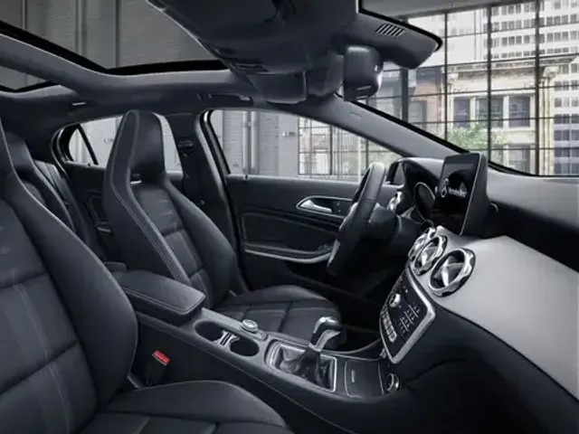 Mercedes-Benz GLA 180