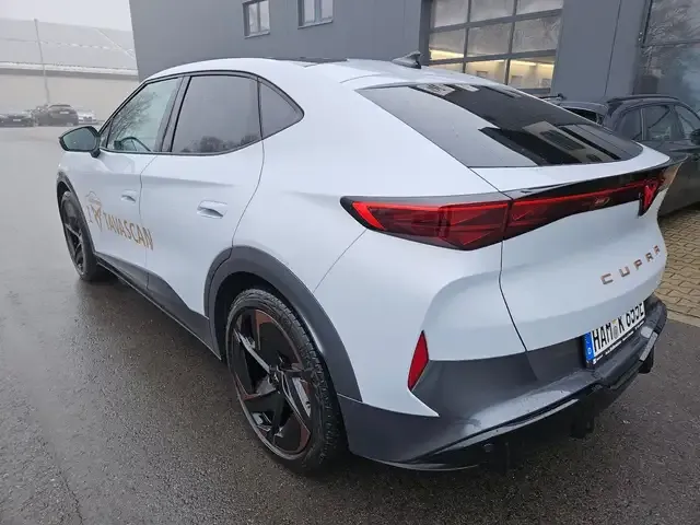 CUPRA Tavascan