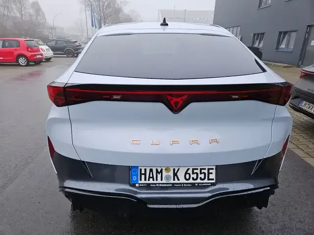 CUPRA Tavascan