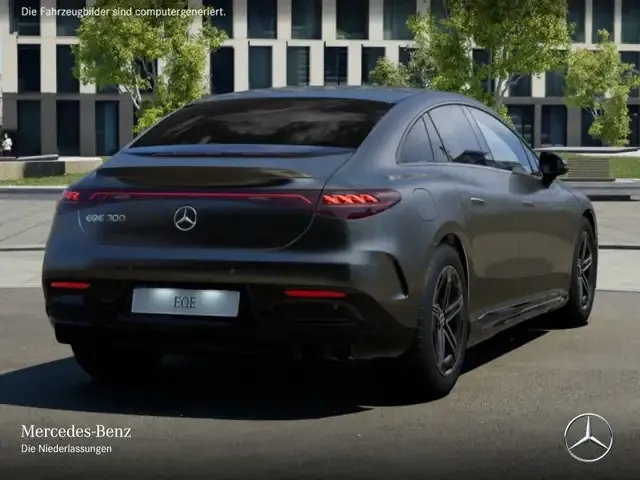 Mercedes-Benz EQE 300