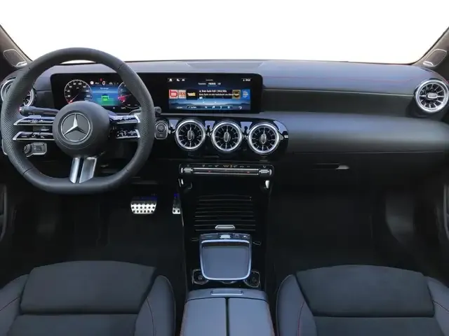 Mercedes-Benz CLA 220