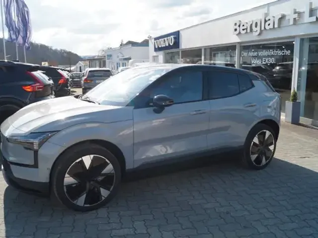 Volvo EX30