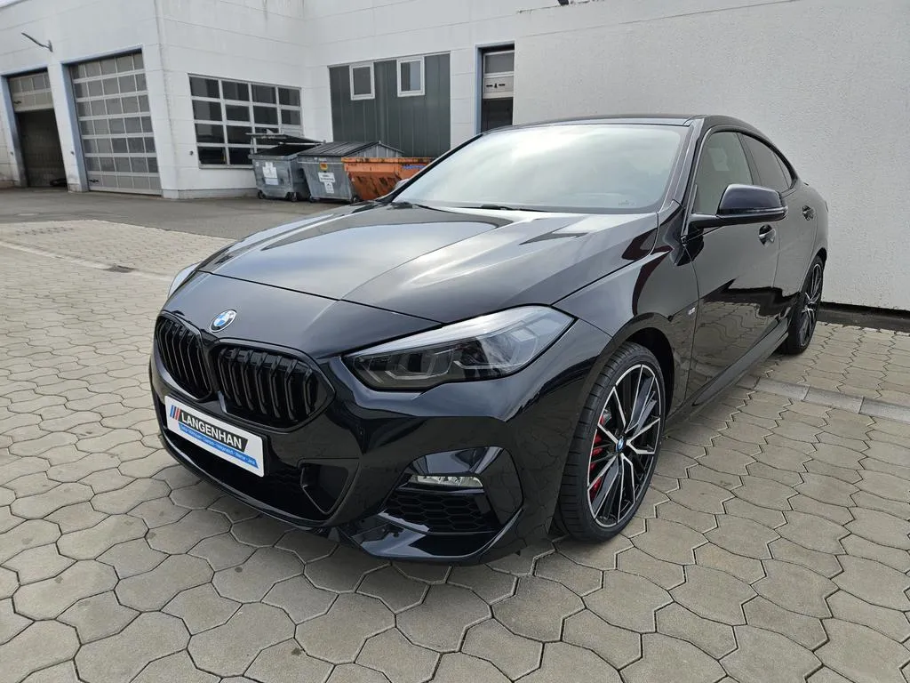 BMW 220
