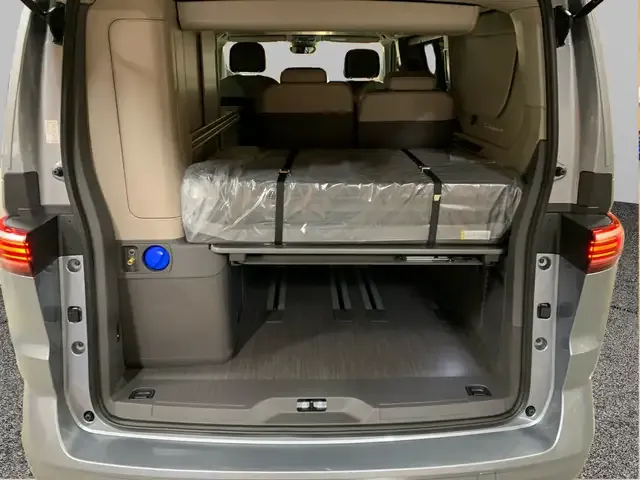 Volkswagen T7 California