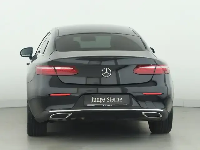 Mercedes-Benz E 400