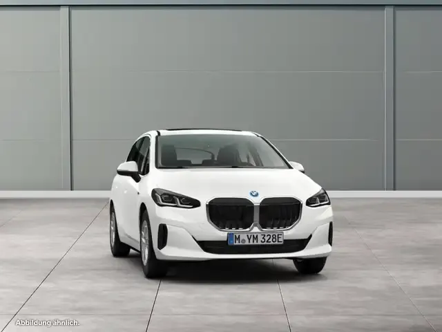 BMW 225