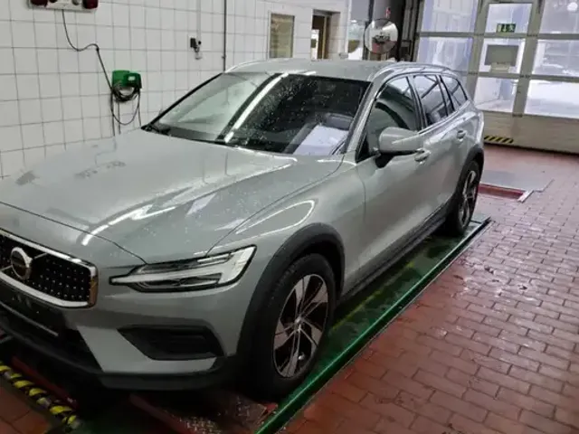Volvo V60 Cross Country