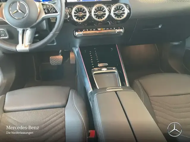 Mercedes-Benz EQA 250