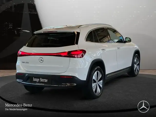 Mercedes-Benz EQA 250