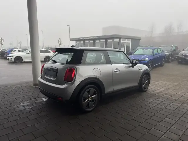 MINI Cooper SE