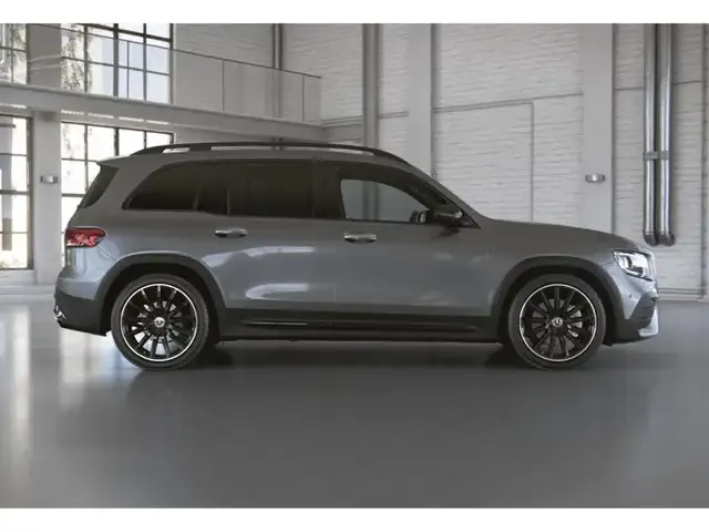 Mercedes-Benz GLB 200