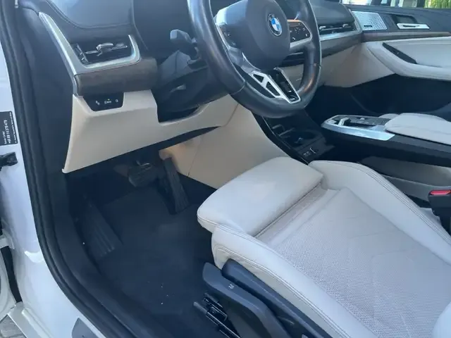 BMW 223