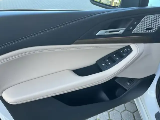 BMW 223