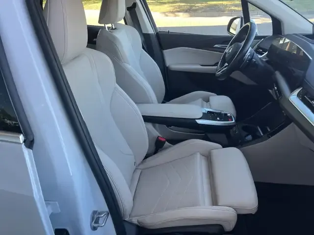 BMW 223