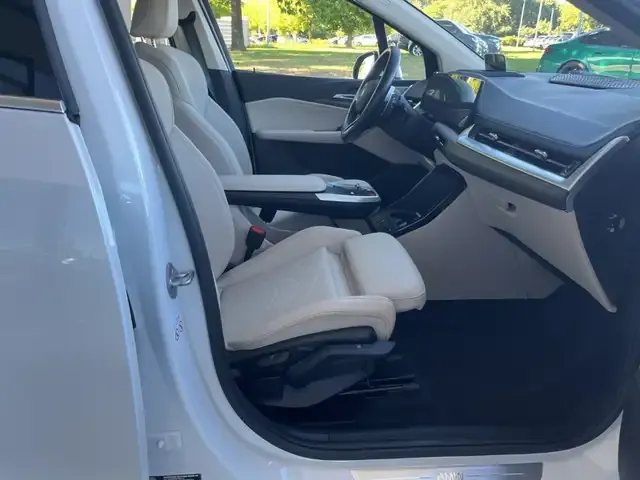 BMW 223