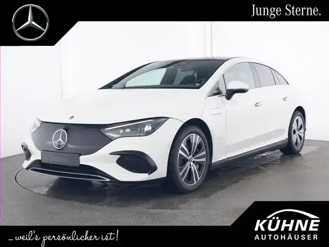 Mercedes-Benz EQE 300