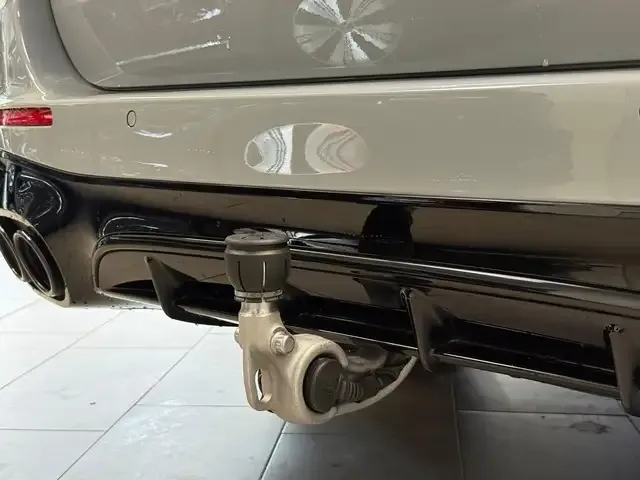 Mercedes-Benz E 53 AMG