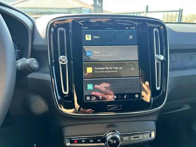 Volvo EX40
