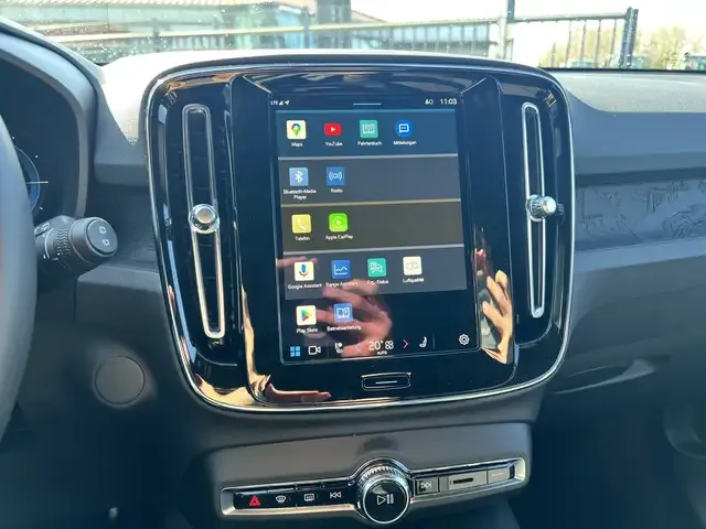 Volvo EX40