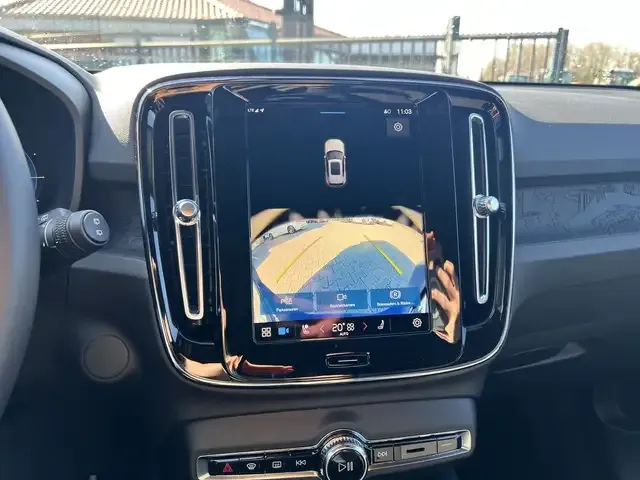 Volvo EX40