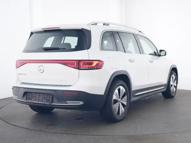 Mercedes-Benz EQB 250
