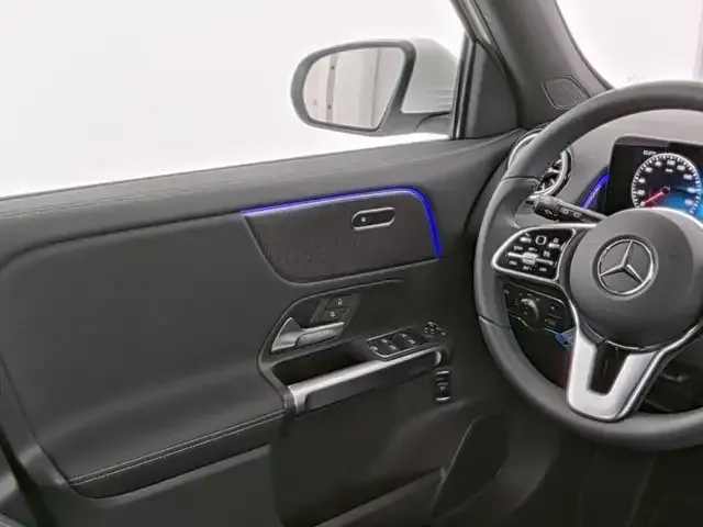 Mercedes-Benz EQB 250