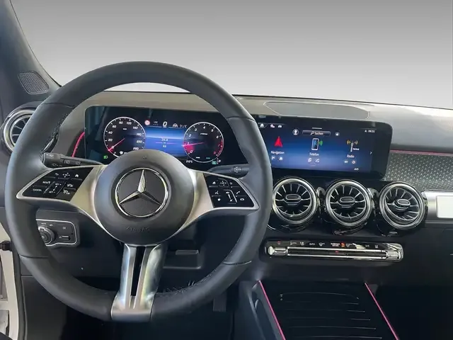 Mercedes-Benz GLB 200