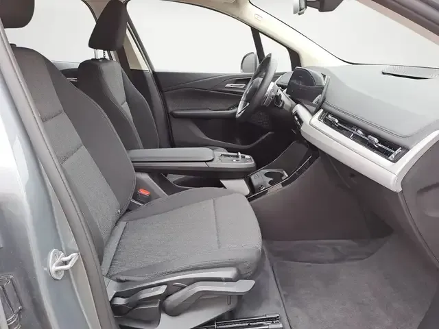 BMW 216