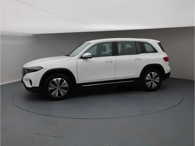 Mercedes-Benz EQB 250
