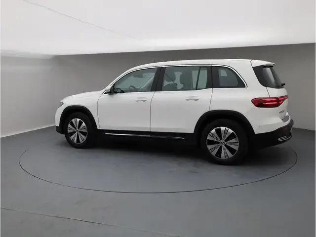Mercedes-Benz EQB 250