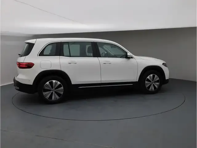 Mercedes-Benz EQB 250