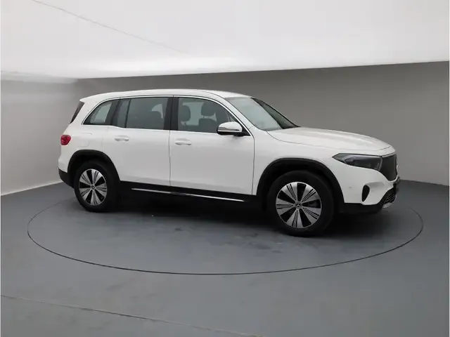 Mercedes-Benz EQB 250