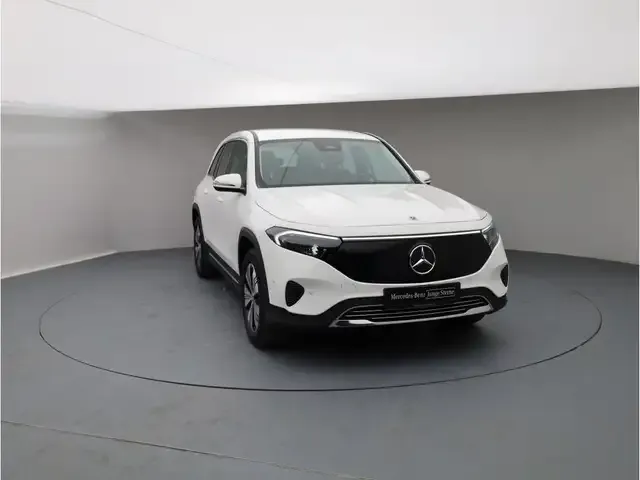 Mercedes-Benz EQB 250