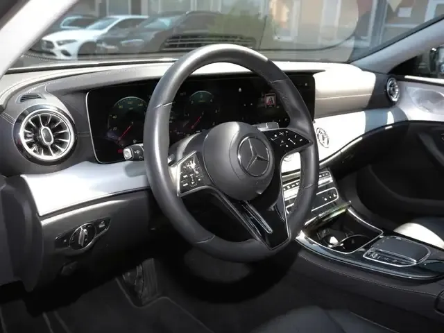 Mercedes-Benz CLS 300