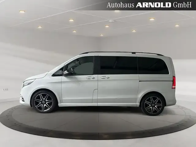 Mercedes-Benz V 250