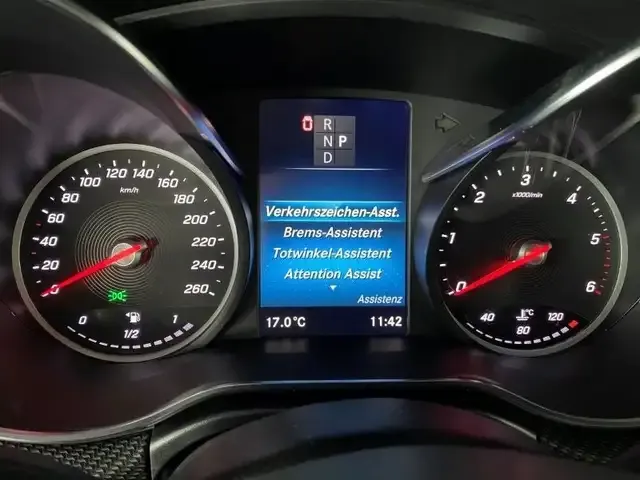 Mercedes-Benz V 300