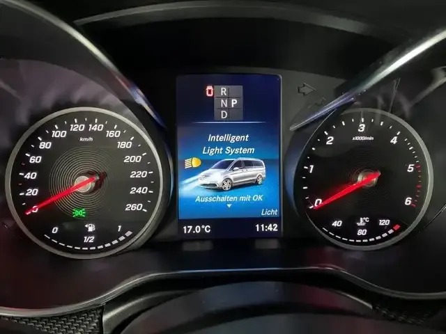 Mercedes-Benz V 300