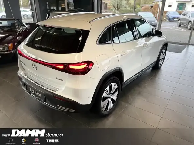 Mercedes-Benz EQA 300
