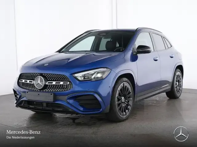 Mercedes-Benz GLA 220