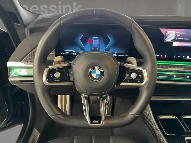 BMW 740