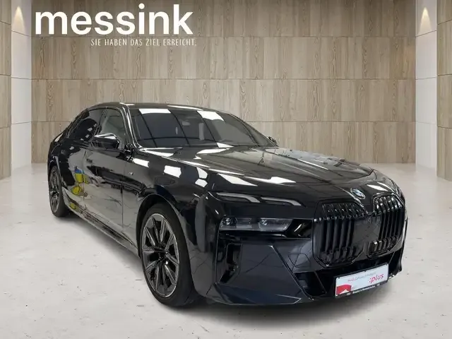 BMW 740