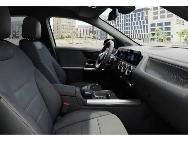 Mercedes-Benz EQA 300
