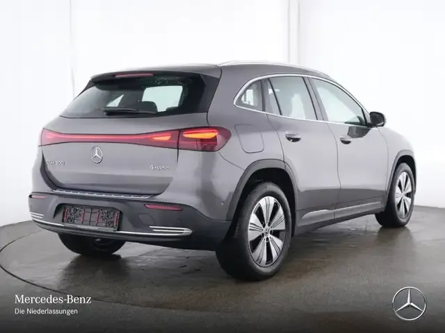 Mercedes-Benz EQA 300