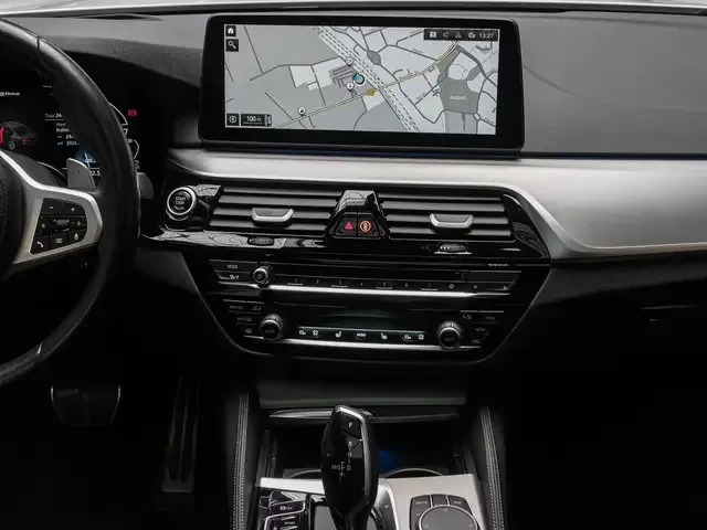 BMW 545