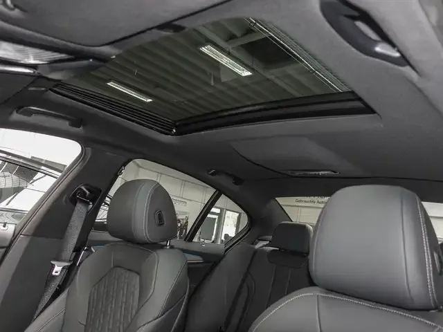BMW 545