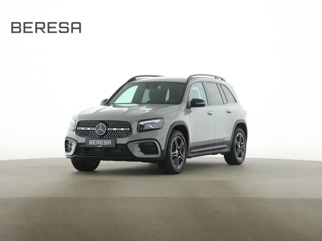Mercedes-Benz GLB 200
