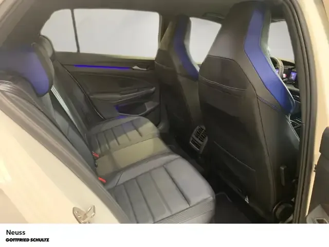 Volkswagen Golf R