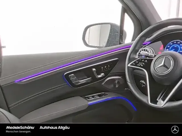 Mercedes-Benz EQS SUV