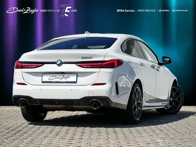 BMW 220