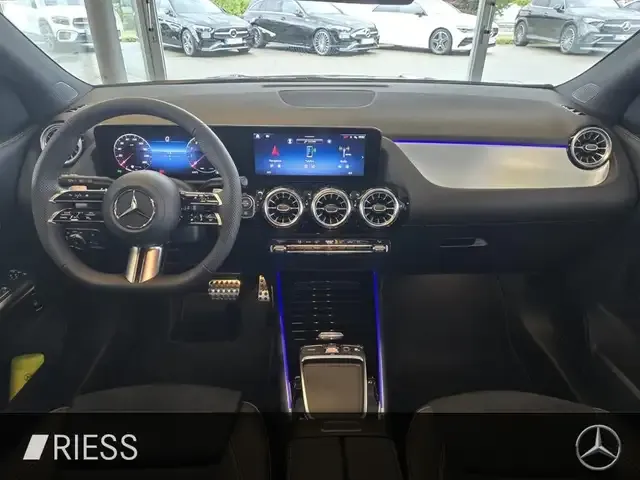 Mercedes-Benz GLA 180